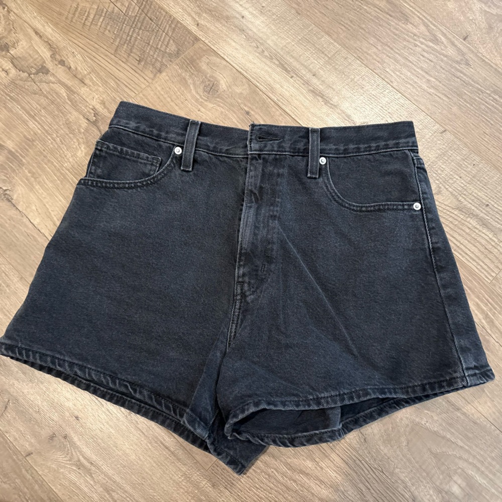 Levi's Women's Black Jean Shorts